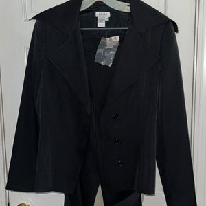 Blushe by Impressions 12 black suit  flat front pant with slit belted jacket
